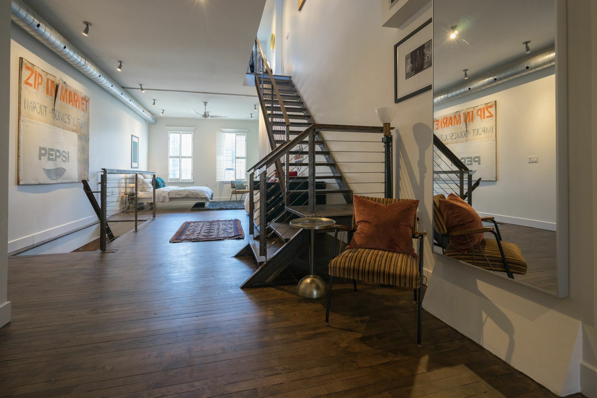 Applewood Suites - 2 Story Ossington Loft * Toronto