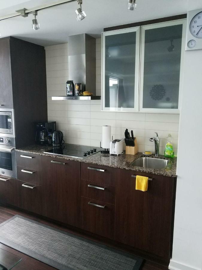 14 York Street Apartment *