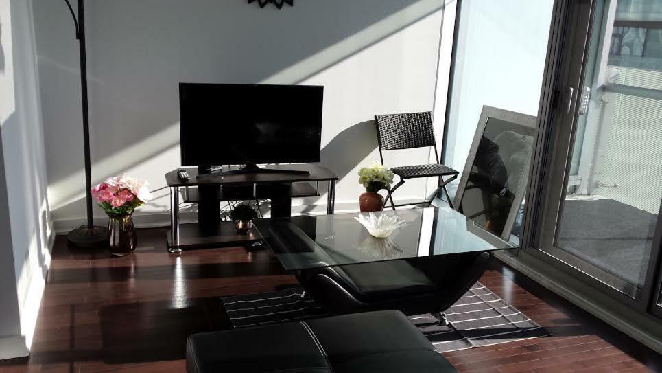 Apartment 14 York Street Toronto