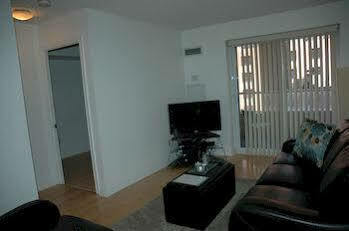 Living Suites Toronto - Front & John *
