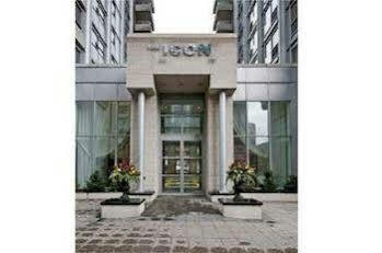 Living Suites Toronto - Front & John Toronto