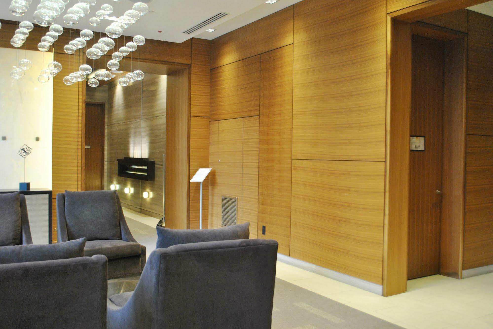 Living Suites Toronto - Front & John *