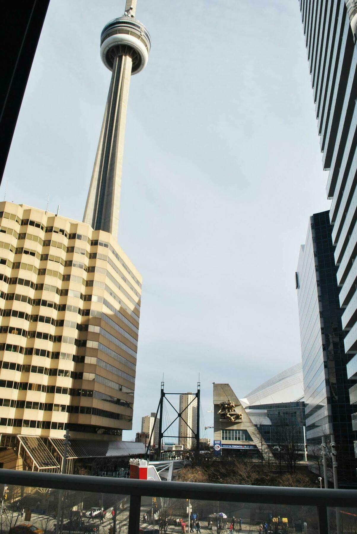 Living Suites Toronto - Front & John * Toronto