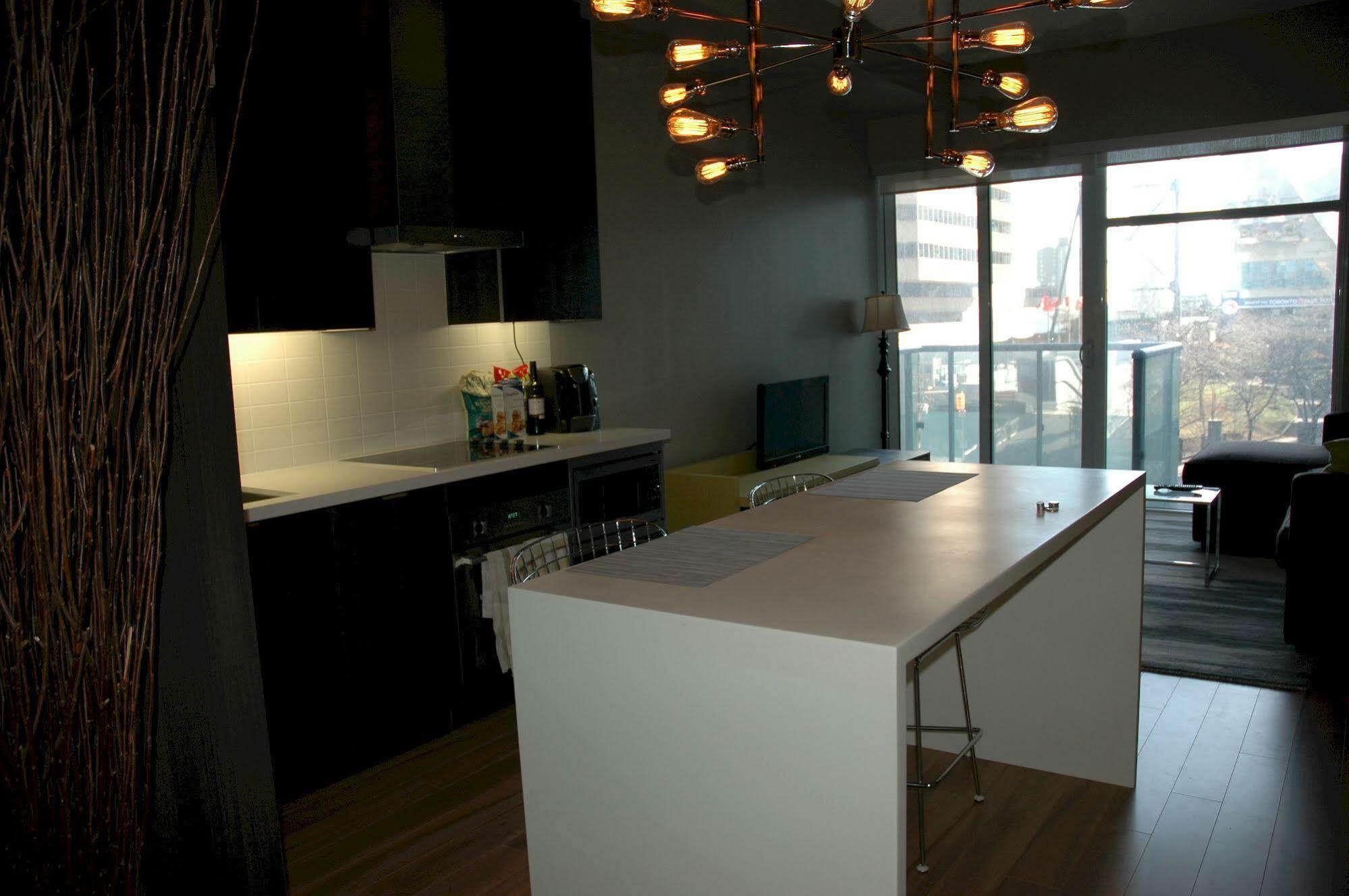 Living Suites Toronto - Front & John *