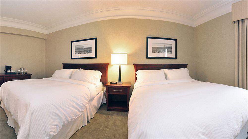 Hampton & By Hilton Downtown 3* Toronto