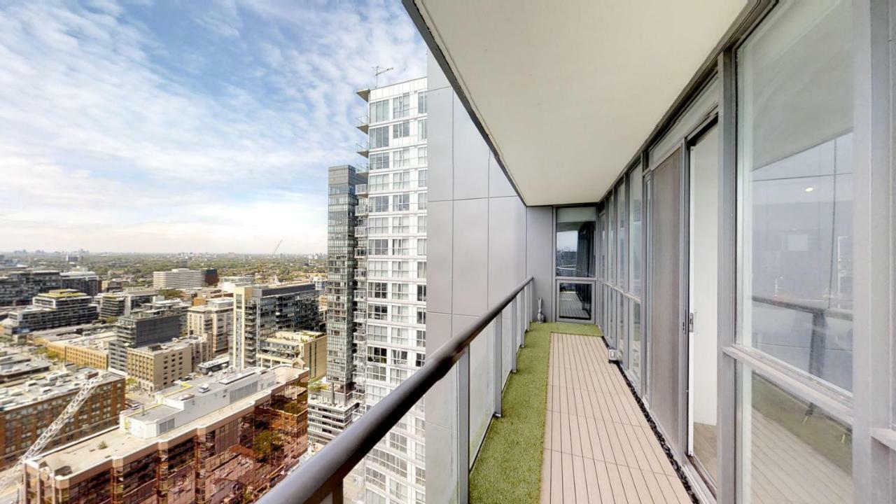 Luxury Downtown Apartment