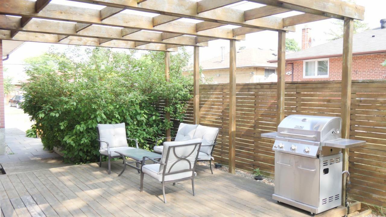 Richview Gardens Apartment Toronto