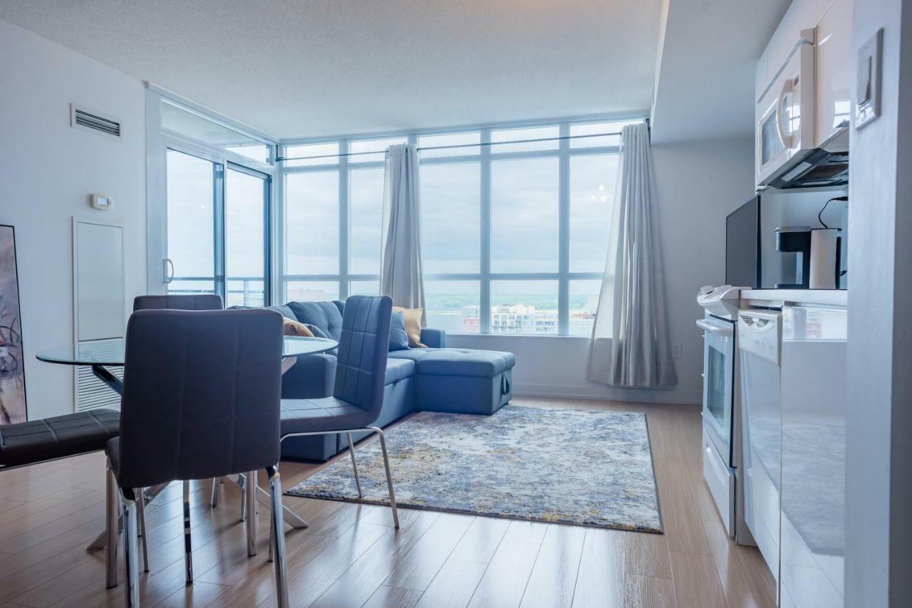 Luxury Downtown - 2 Bedroom Apartment Toronto