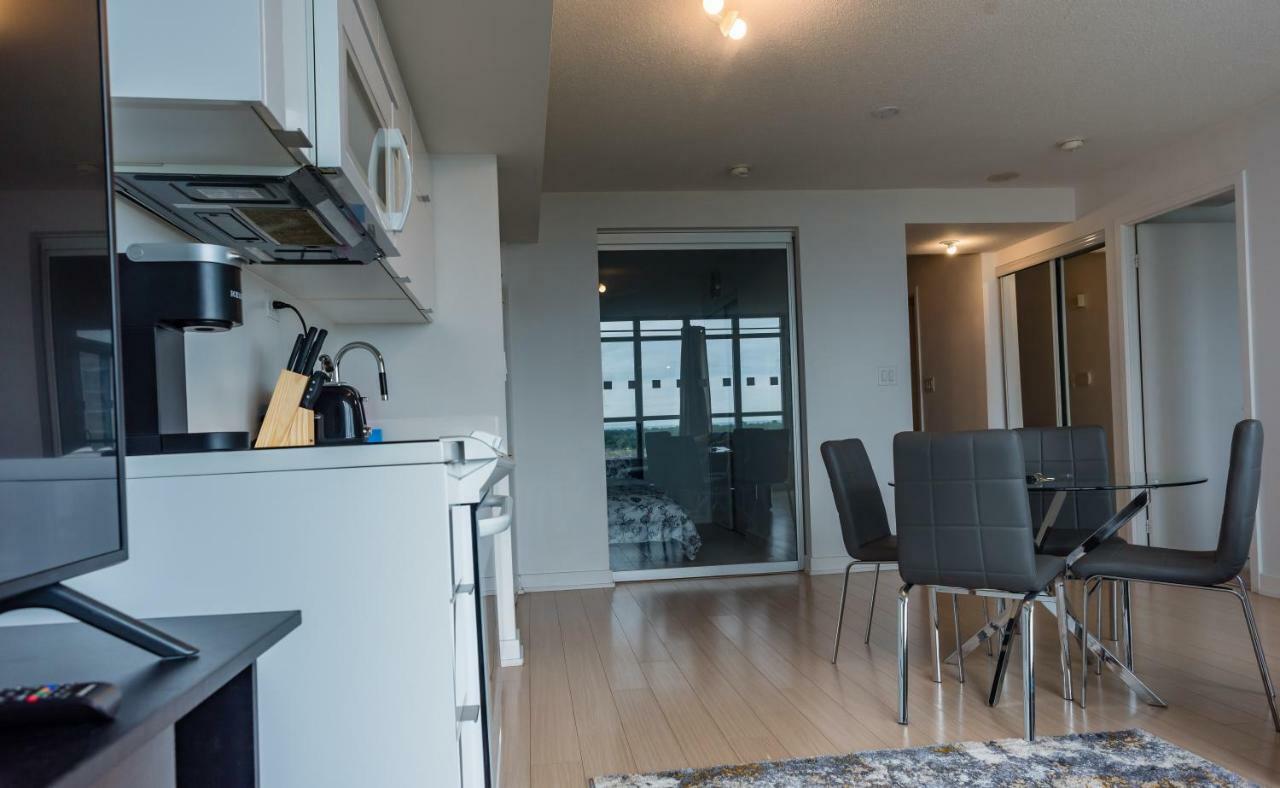 Luxury Downtown - 2 Bedroom
