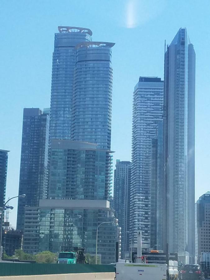 14 York Street * Toronto