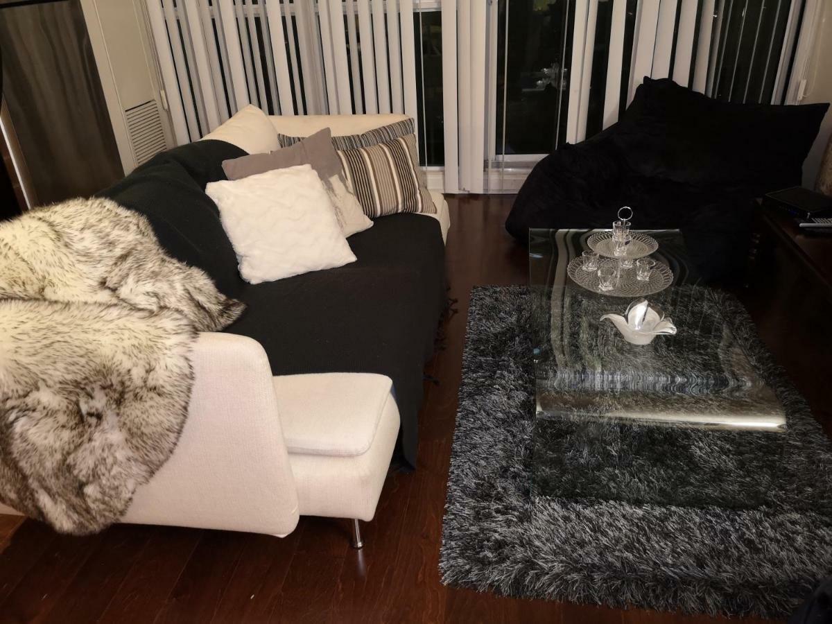 Apartment Downtown Toronto