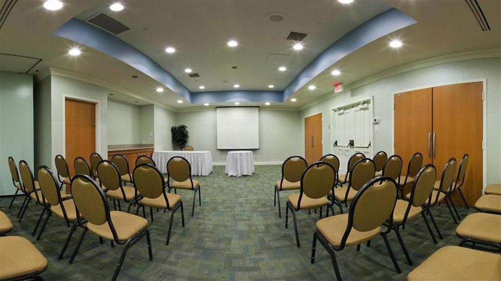 Western Premier Airport Carlingview Hotel Toronto
