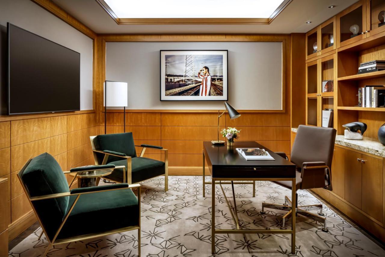 The Ritz-carlton, Hotel Toronto