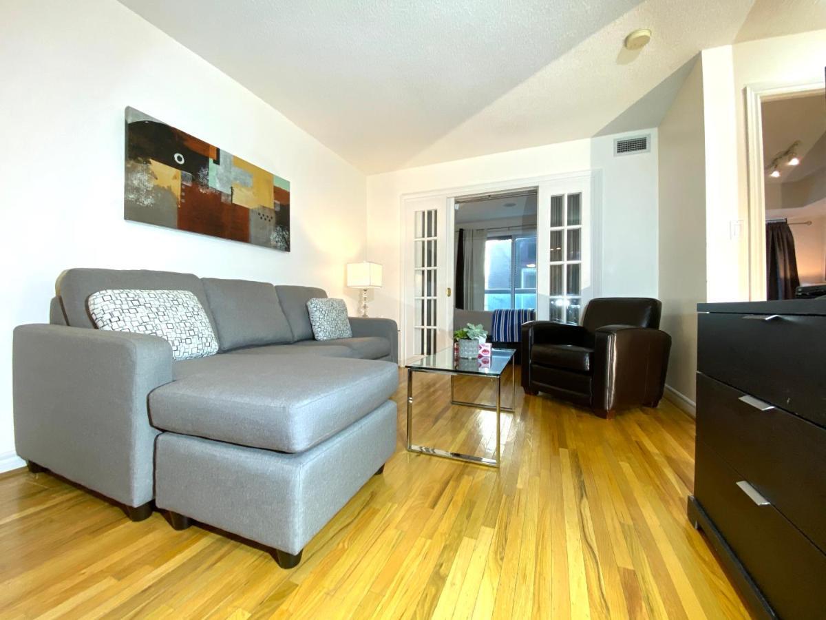 City Stay Condos - Downtown Toronto, Simcoe Street
