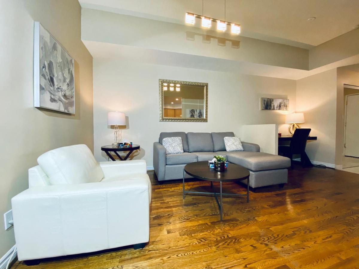 Apartment City Stay Condos - Downtown Toronto, Simcoe Street Toronto