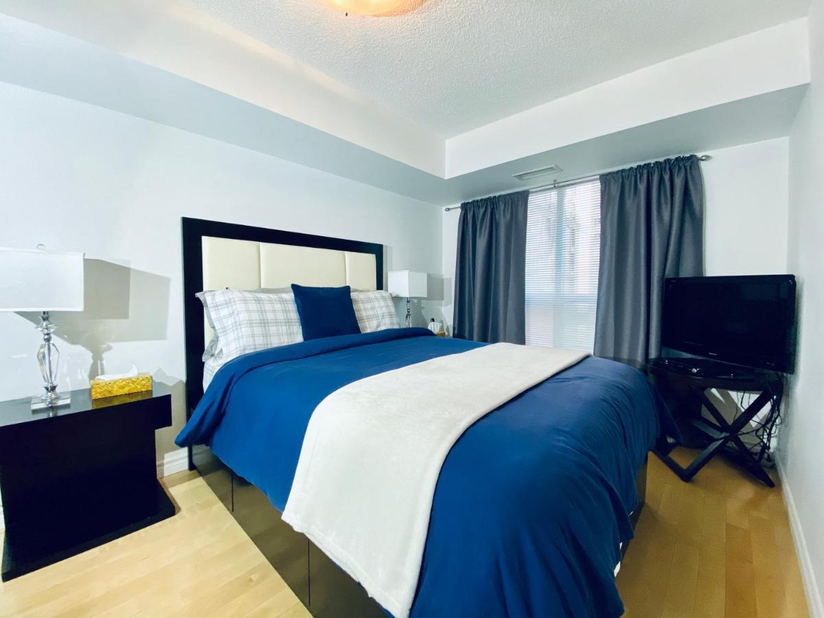 Apartment City Stay Condos - Downtown Toronto, Simcoe Street