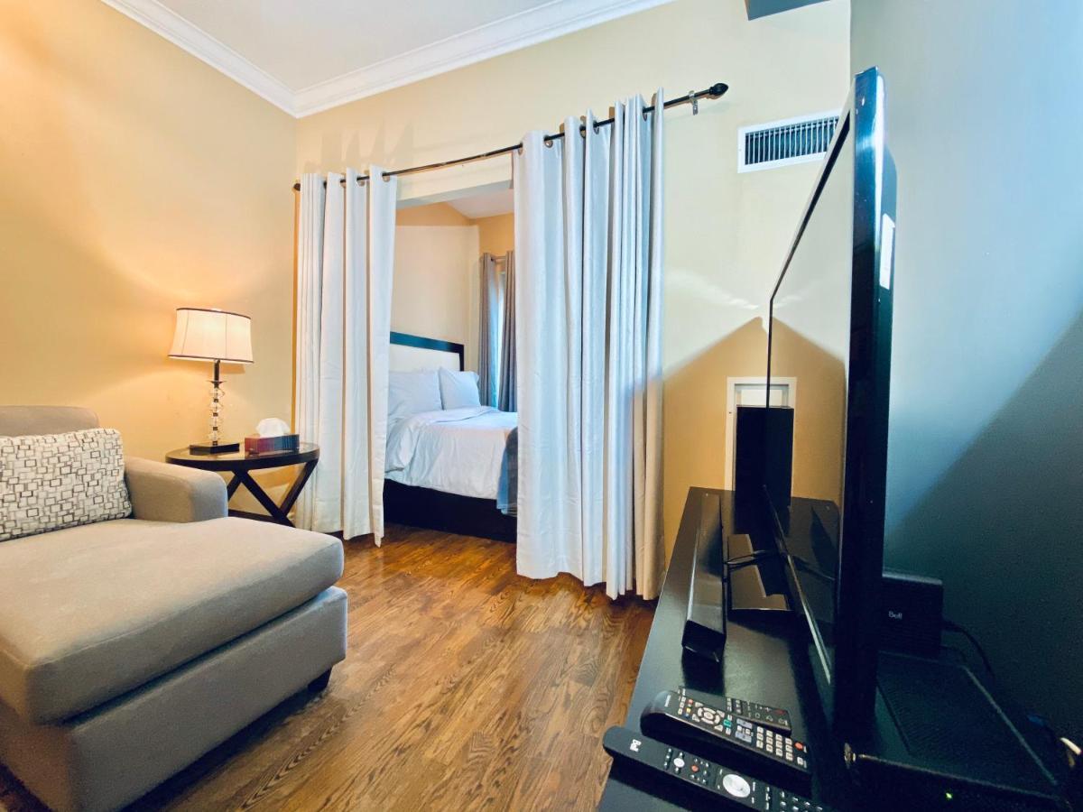 City Stay Condos - Downtown Toronto, Simcoe Street Toronto