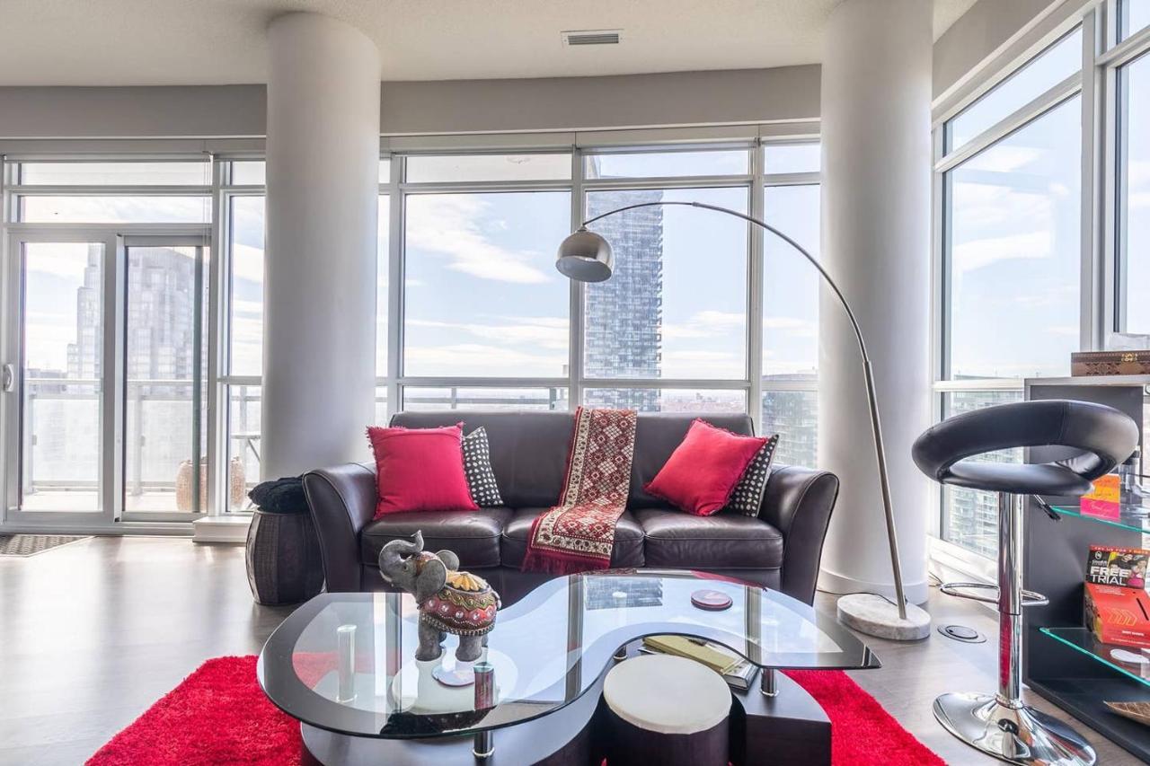 Apartment 89 Dunfield Avenue *