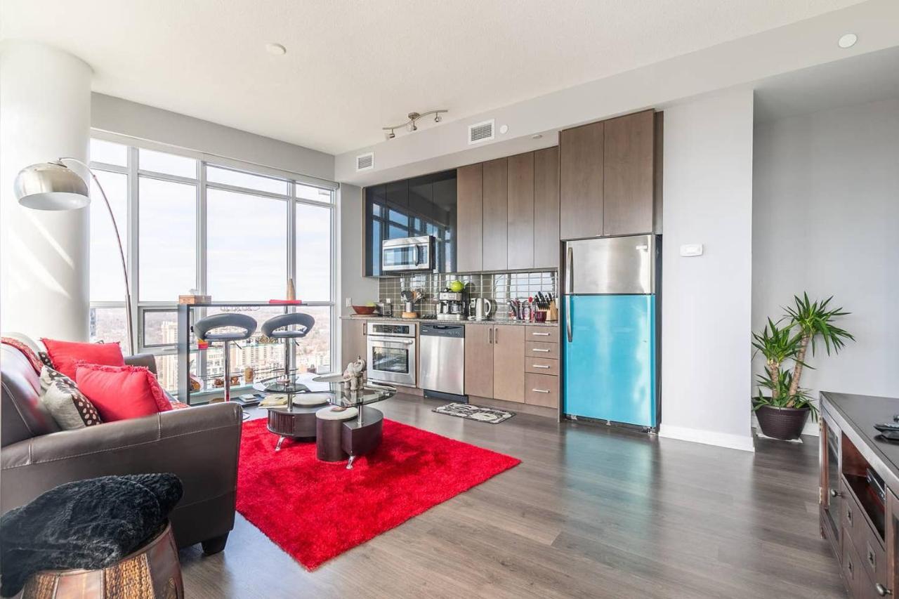 Apartment 89 Dunfield Avenue *