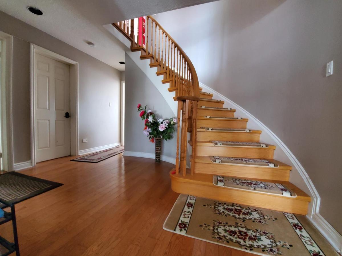 Elevate Jj Homestay Toronto