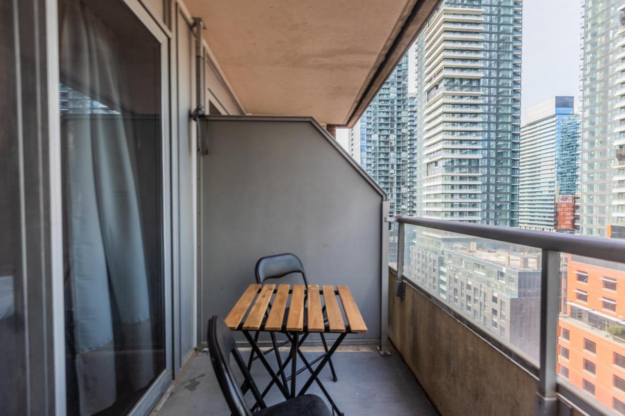 Aoc - Heart Of Downtown 3* Toronto