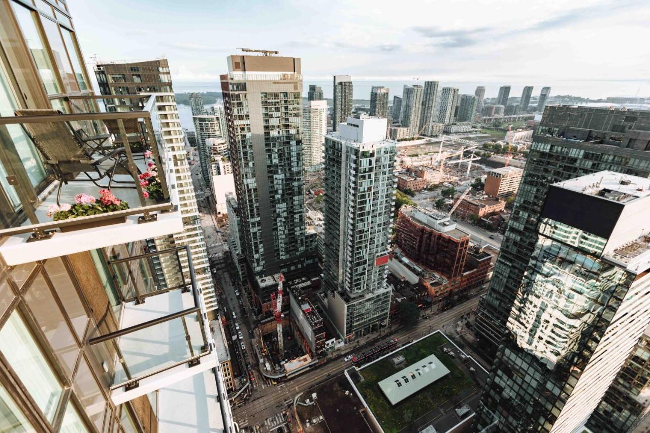 Skyview Brand New In Core Business District Apartment Toronto