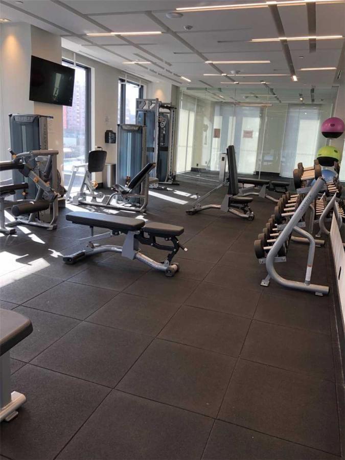 Skyview Brand New In Core Business District *