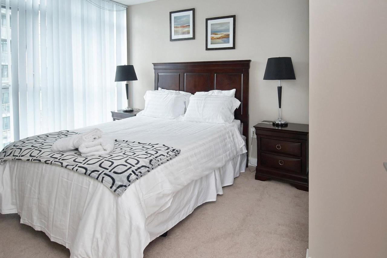Apartment Whitehall Suites - Lakeview Suites