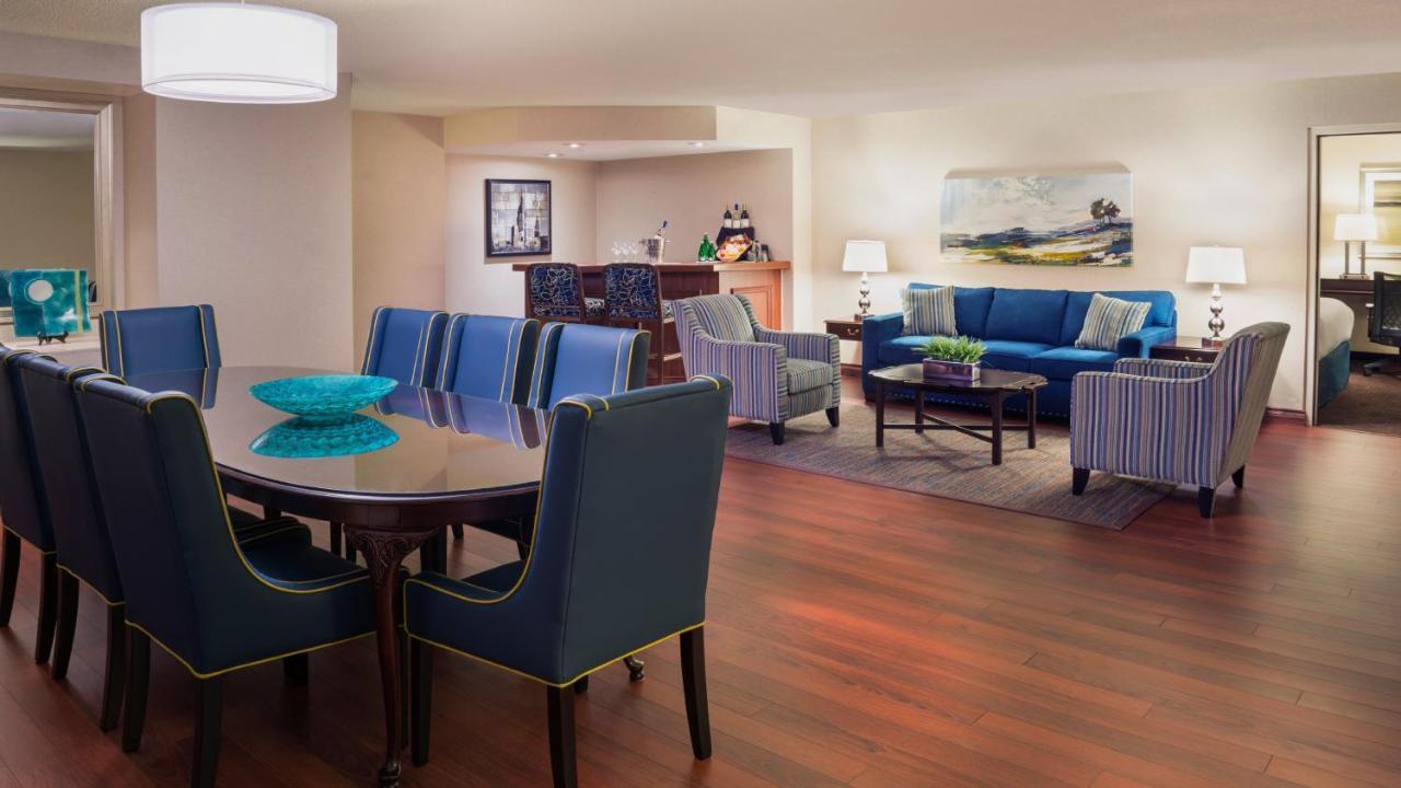 Hotel - Yorkdale