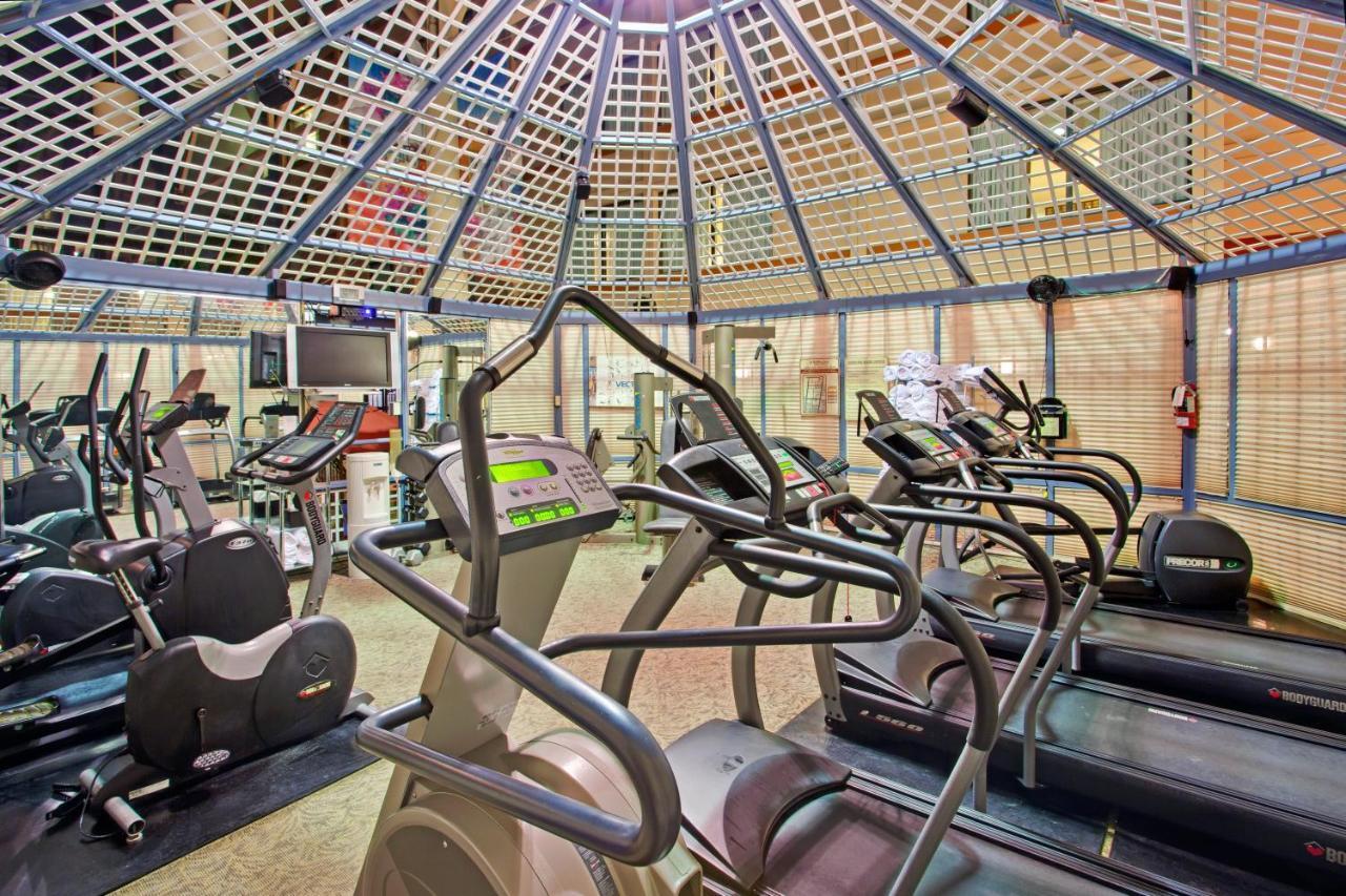 - Yorkdale Hotel 3*