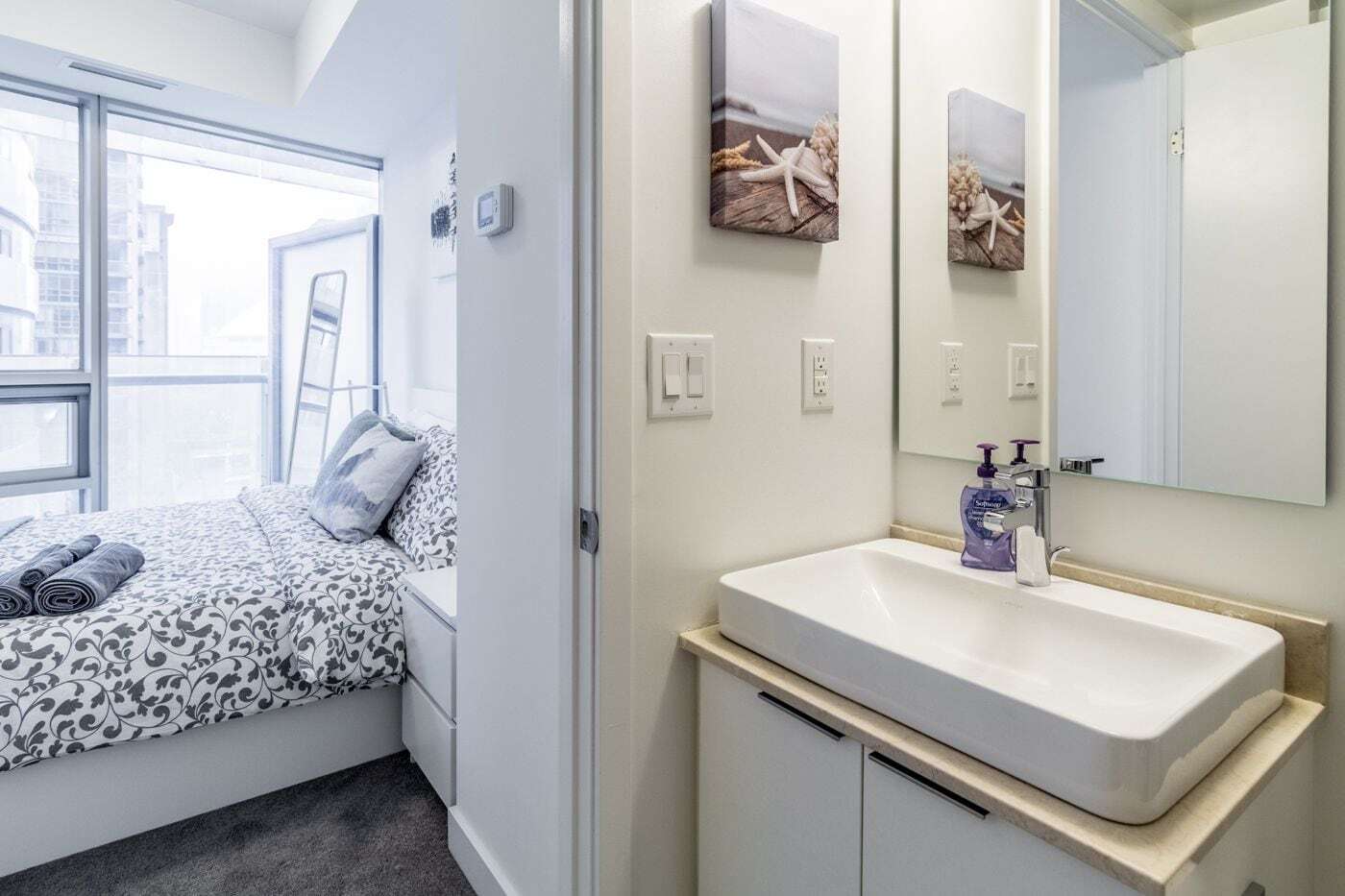 Aoc Suites - Two Bedroom Condo - City/Cn Tower View Apartment