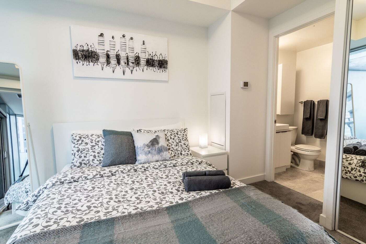 Apartment Aoc Suites - Two Bedroom Condo - City/Cn Tower View Toronto