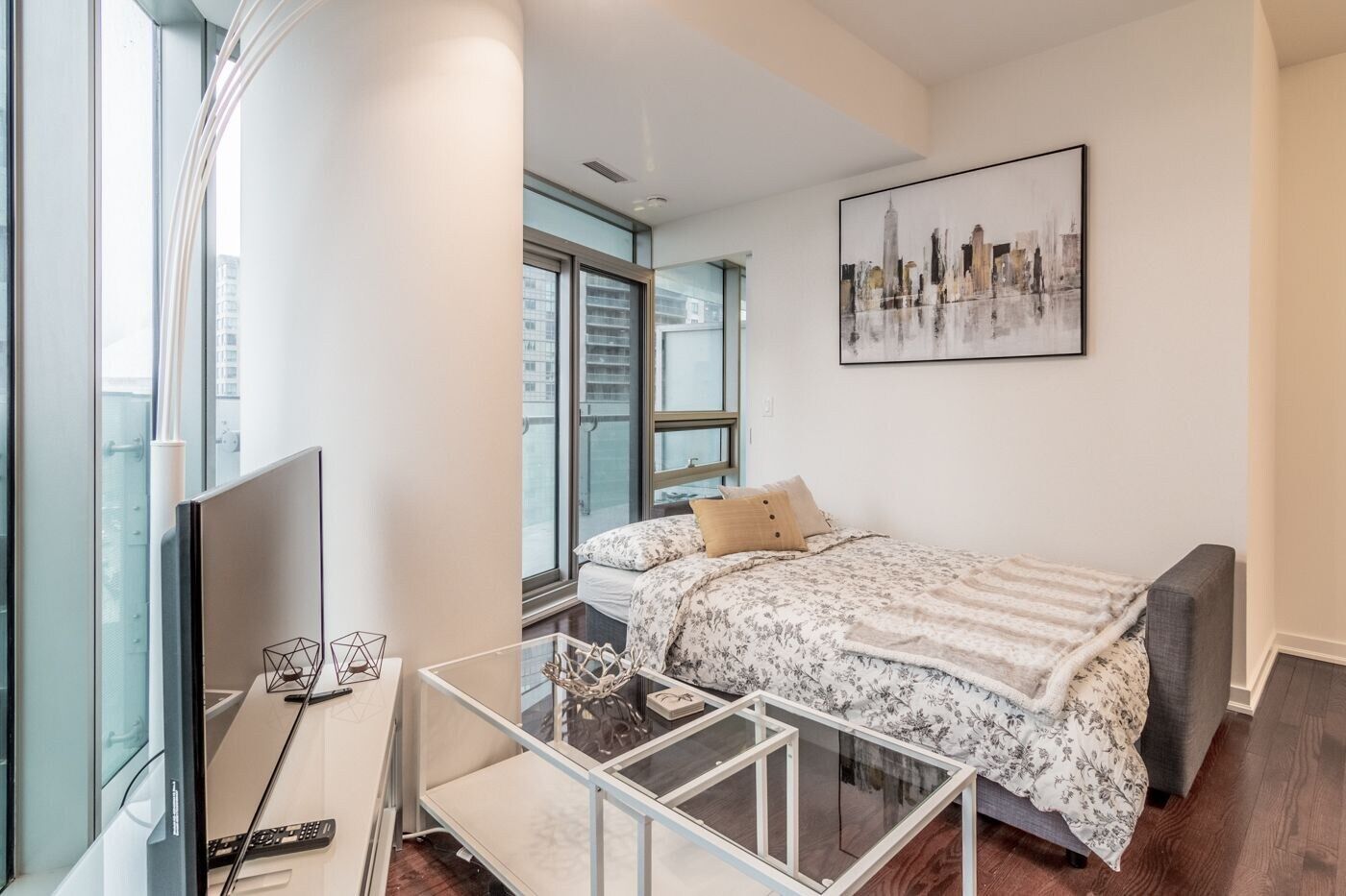 Apartment Aoc Suites - Two Bedroom Condo - City/Cn Tower View
