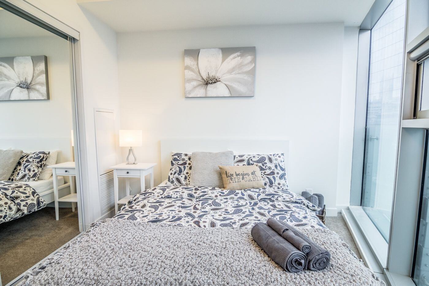 Aoc Suites - Two Bedroom Condo - City/Cn Tower View Apartment *