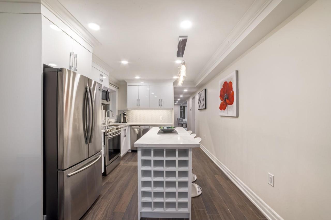 Apartment Luxury 2 Bedroom High Park Residence, Roncesvalles Village Toronto