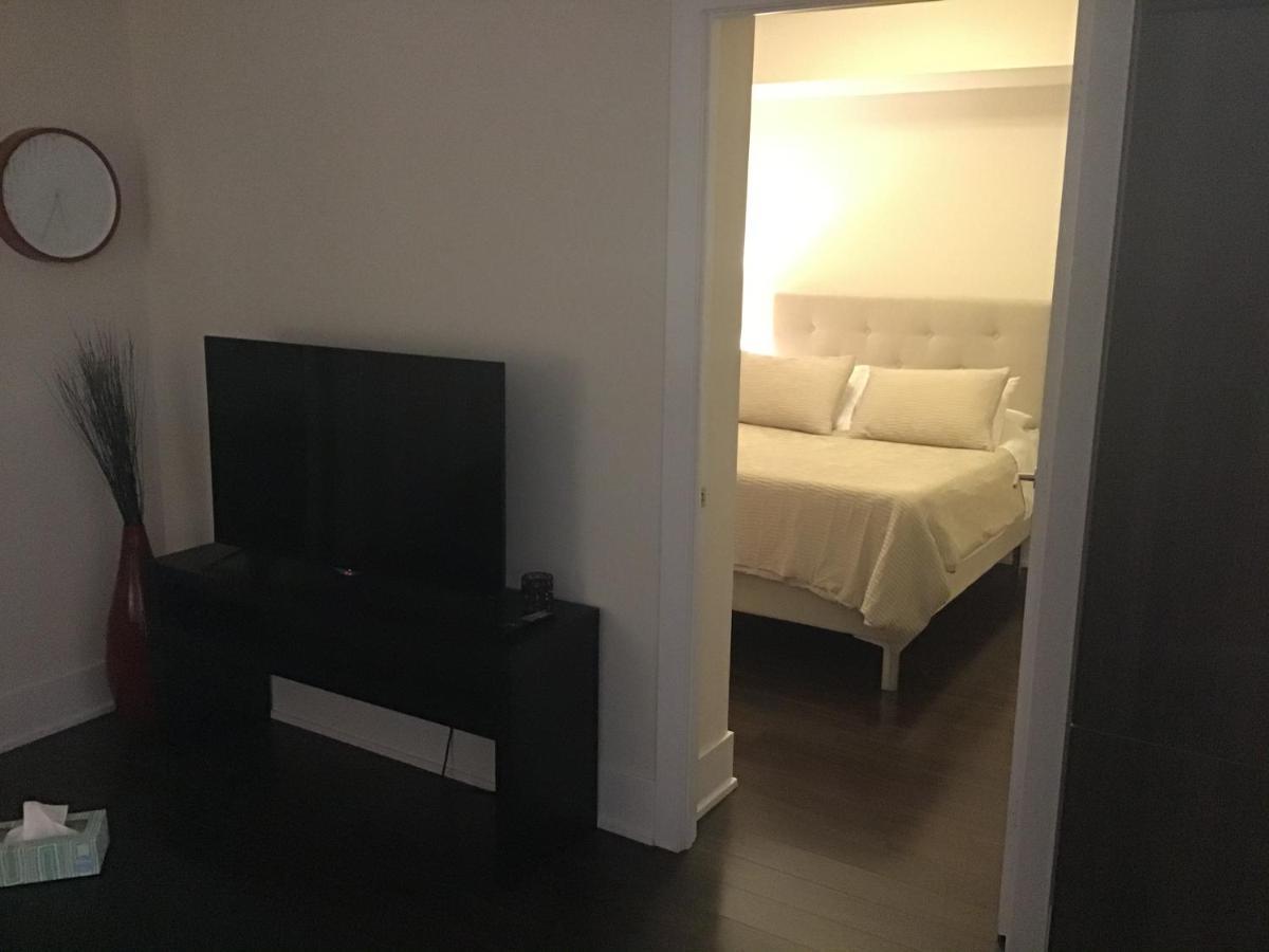 Apartment Luxury On Cn Tower