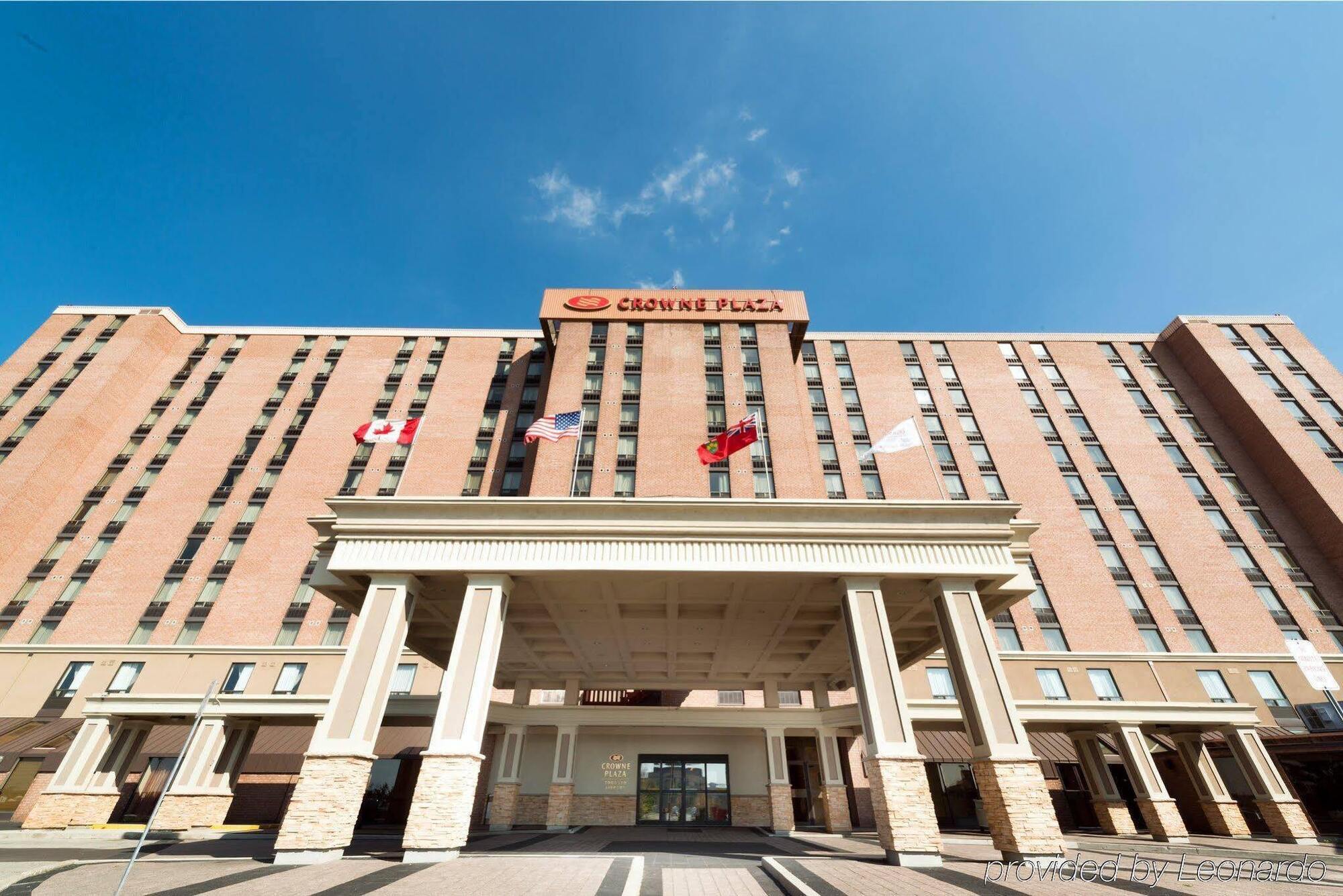 Crowne Plaza Airport By Ihg 4*