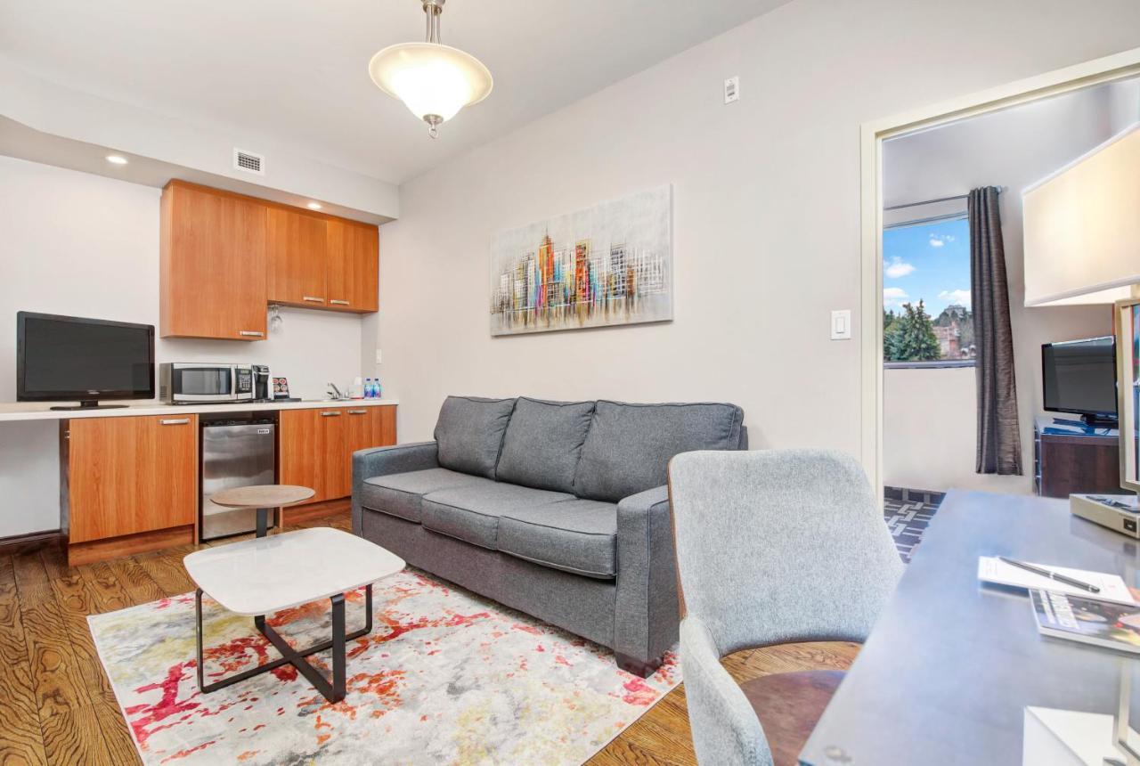 Hotel Willowdale North York 3*