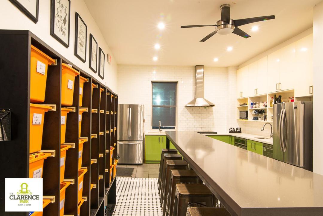 Hostel The Clarence Park Toronto