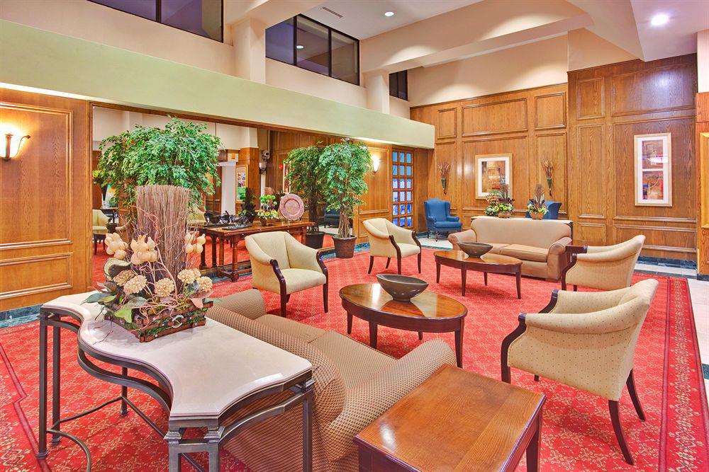 International Airport By Ihg 4*