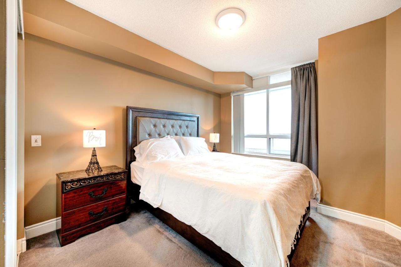 Pelicanstay At Yonge & Sheppard North York Apartment *