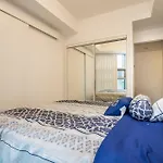 Aaira Suites At 1 York St