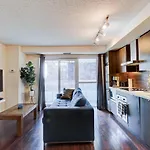 Planurstay - 2Br & 2Bth At 300 Front Street West
