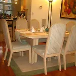 A Suite Dreams Toronto B&B (Adults Only)