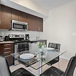Luxury Fully Furnished Suite In Downtown Toronto - Maple Leaf Square
