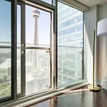 Elegant Waterfront Downtown Toronto / Unobstructed Cn Tower View