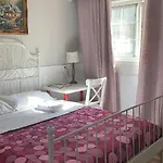 Sweet Home