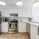 2 Storey Creative Downtown West Loft