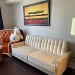 Luxury Condo With Cn Tower View