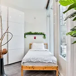 Luxury Treelife Suite
